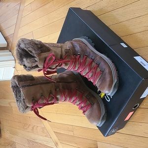 Santana Canada boots